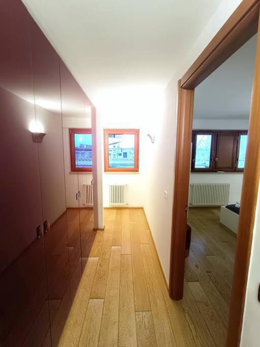 10 Min To Center Luxury Panoramic Penthouse Apartment Rom